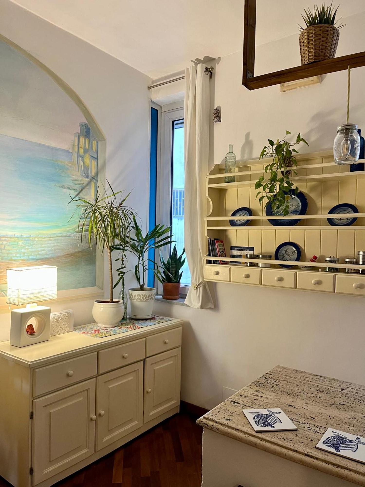 Casa Vacanze Seahorse Salerno Buitenkant foto