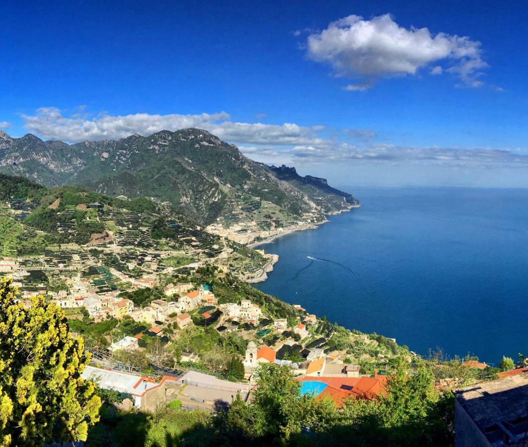 Casa Vacanze Seahorse Salerno Buitenkant foto
